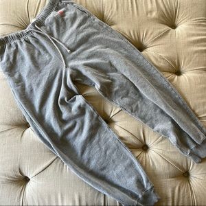 grey hollister sweatpants